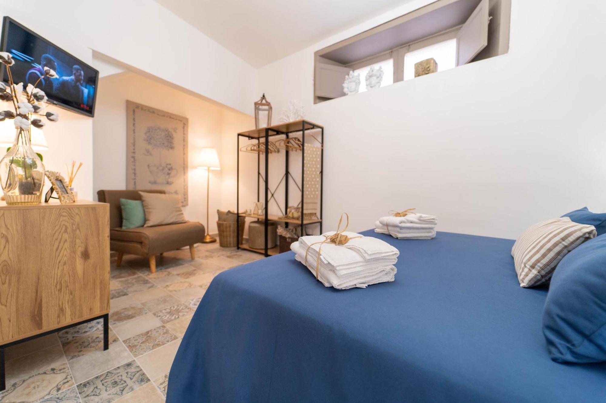 Regina Damarete Ortigia Boutique Apartment Syracuse Bagian luar foto